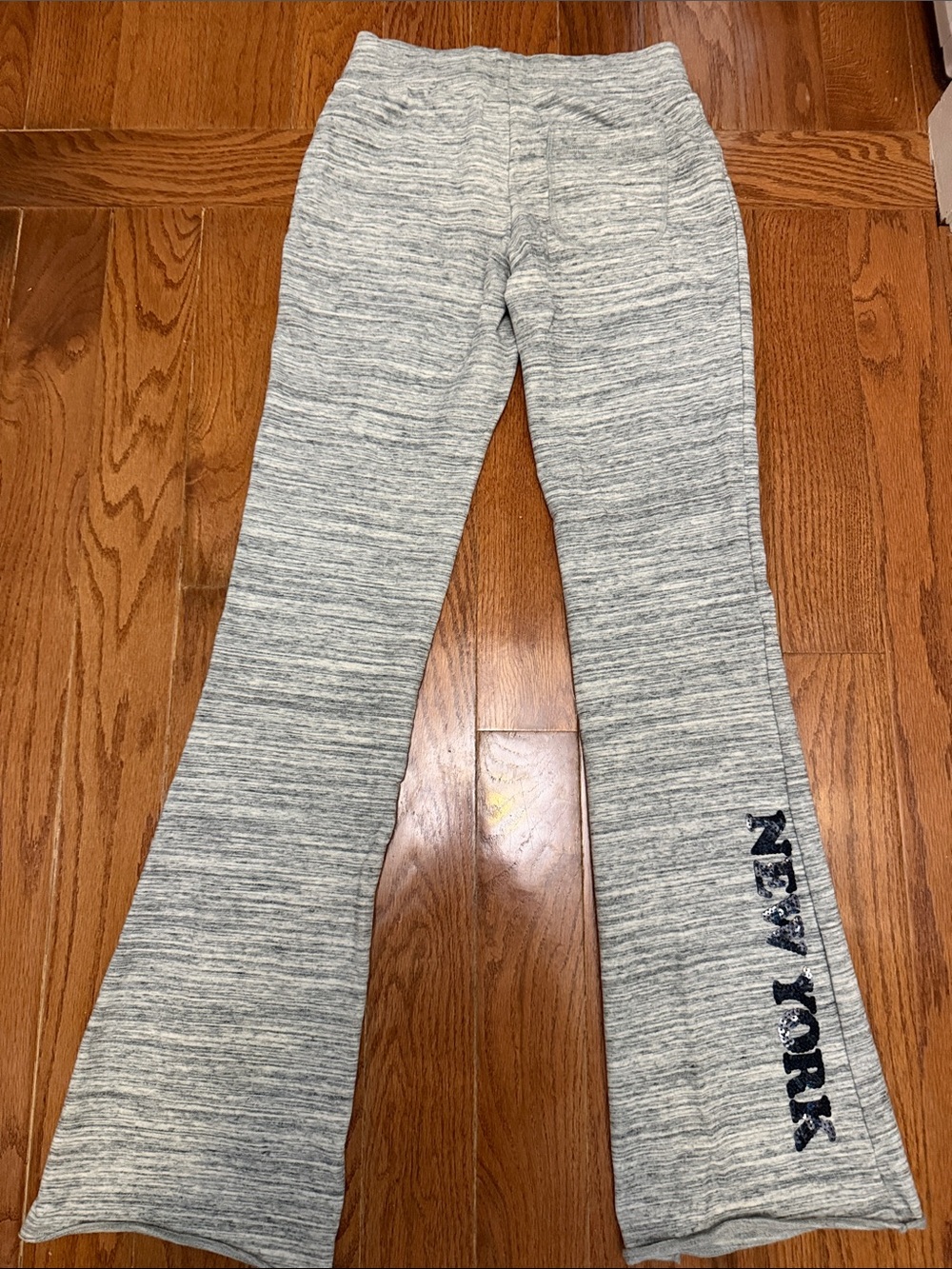 PINK Victoria's Secret Gray Marled Flare Lounge Pants with 'New York' Print XS